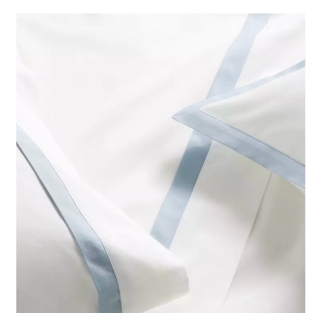 Elegant Serena & Lilly duvet cover - Twin White w Coastal Blue border